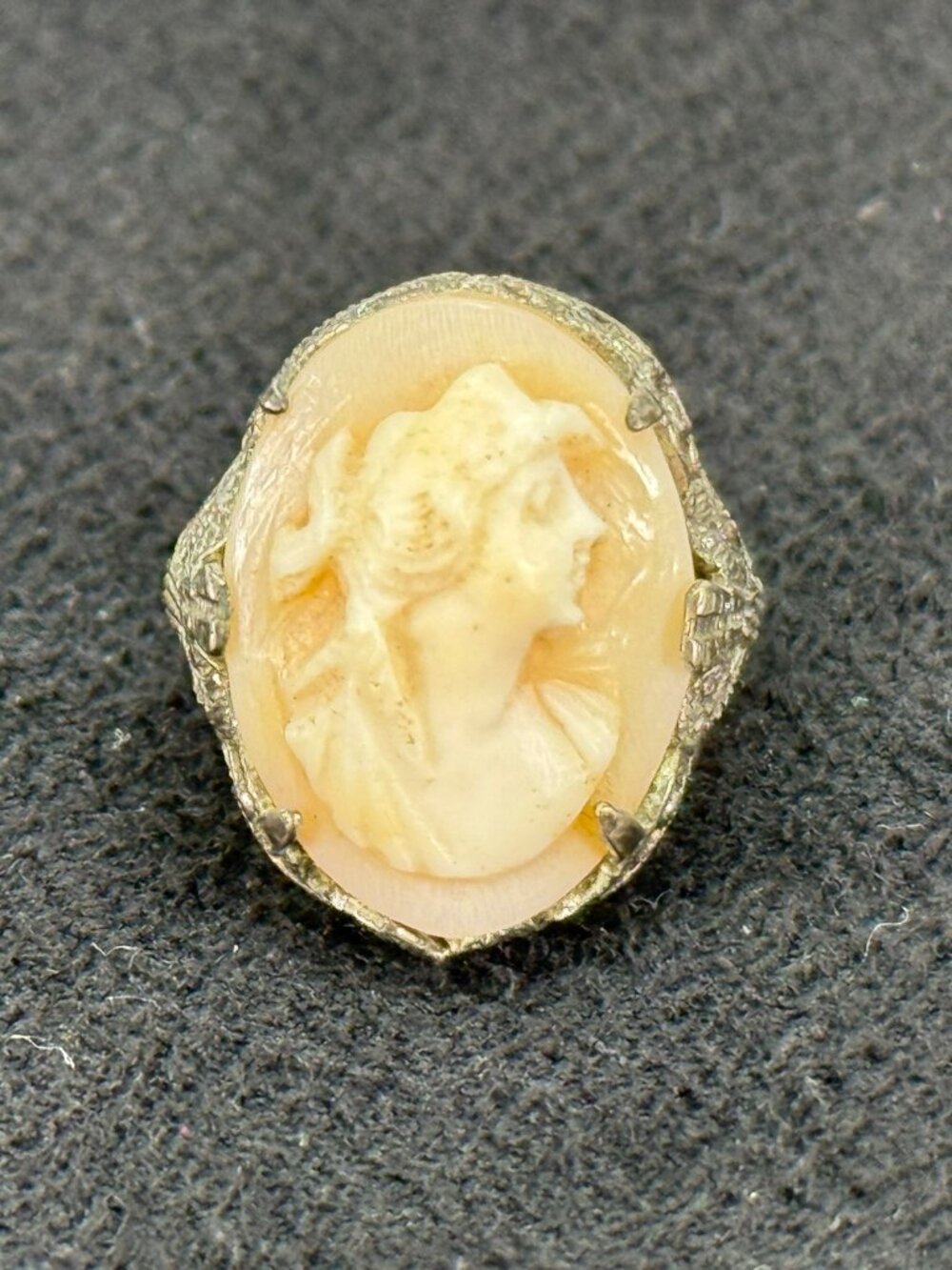 Vintage Ostby & Barton Sterling Silver Carved Shell Cameo Filigree Ring Size 4.2